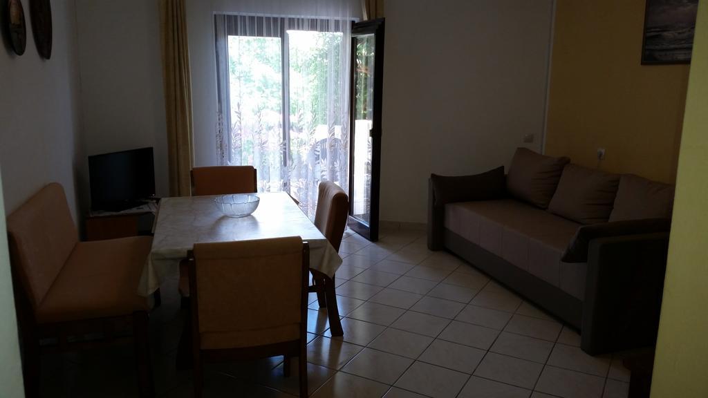 Apartments Labor Vodice Exteriör bild